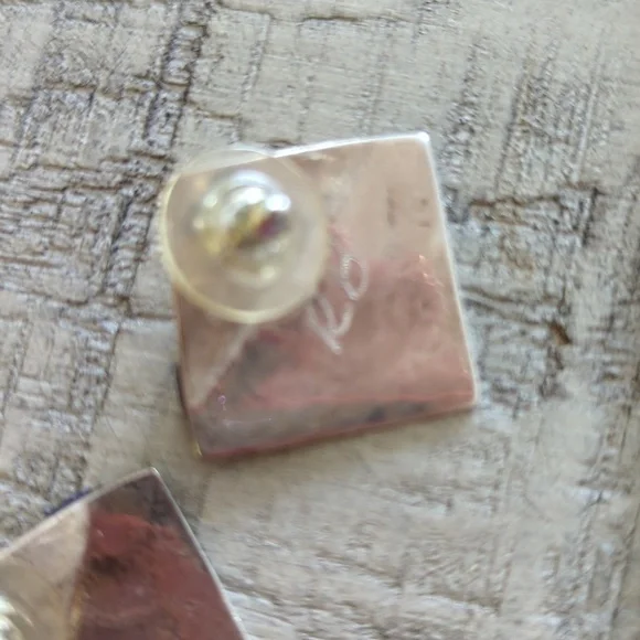 Vintage Native American Mother of Pearl and Lapis Earrings - Picture 8 of 10